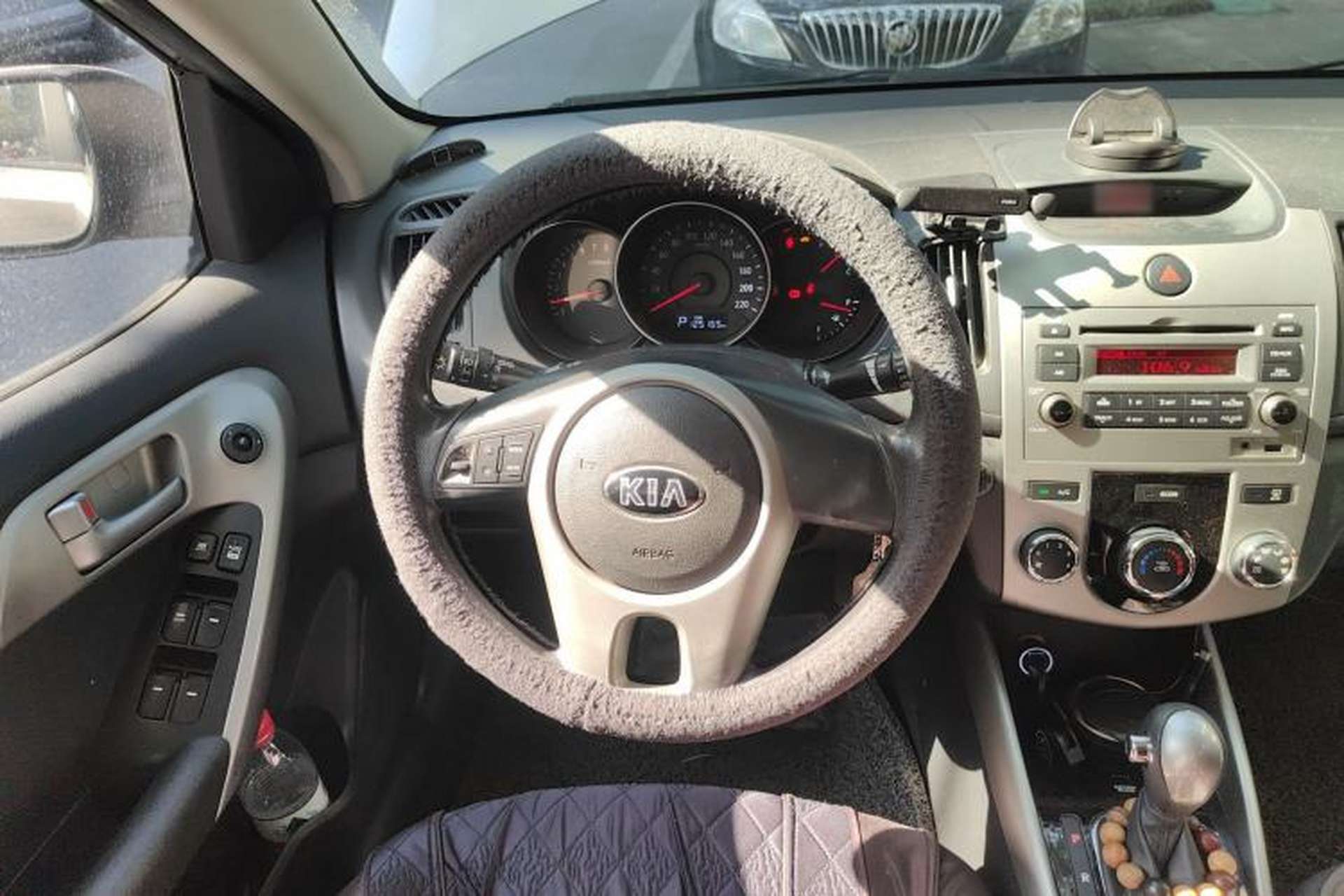 Used Kia Forte 2014 1.6L AT GL Steering Wheel