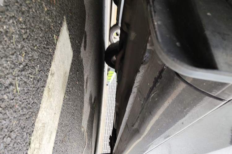 Used Kia Forte 2014 1.6L MT GL Chassis Front Left