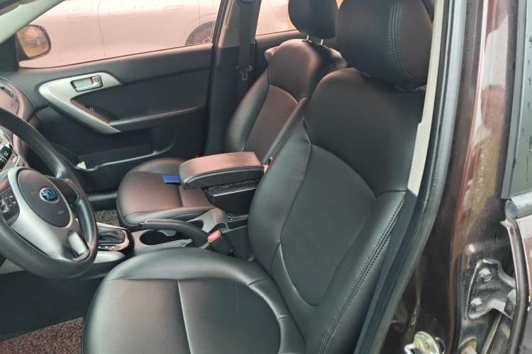 Used Kia Forte 2014 1.6L AT GL Left Front Seat