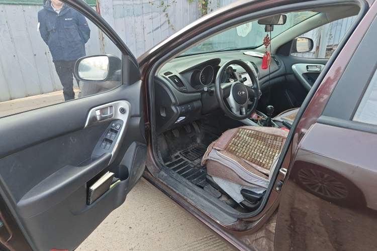 Used Kia Forte 2014 1.6L MT GL Driver Seat