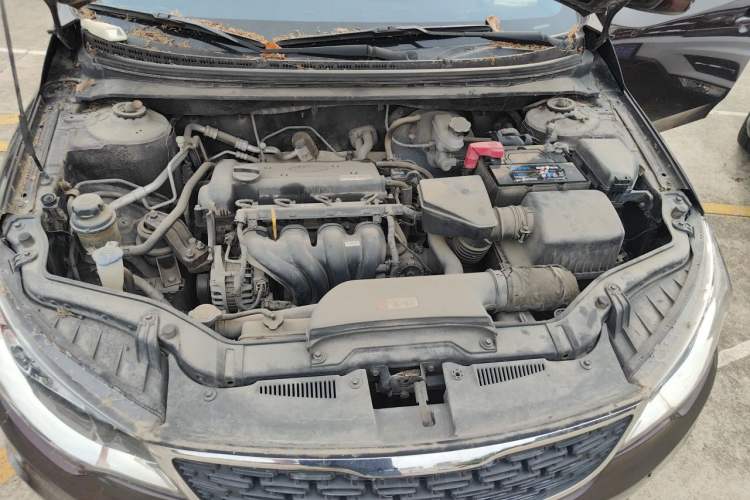 Used Kia Forte 2014 1.6L MT GL Engine Bay