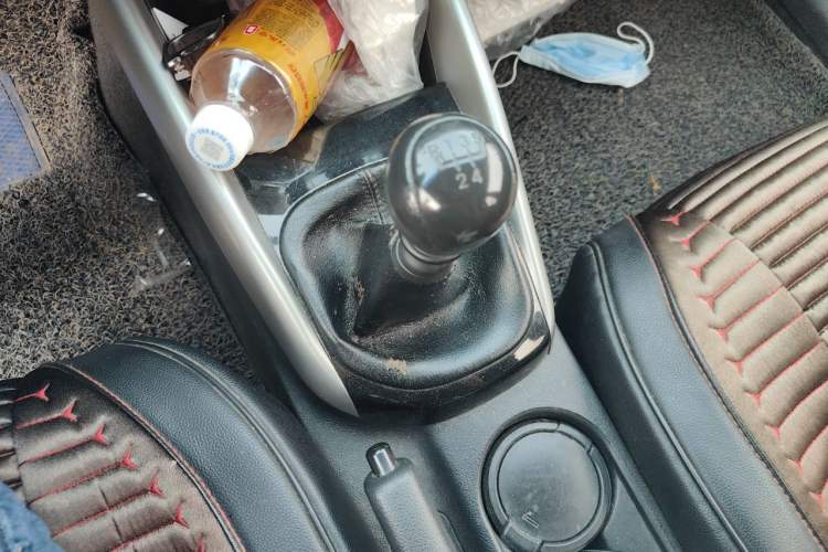 Used Kia Forte 2014 1.6L MT GL Gear Lever