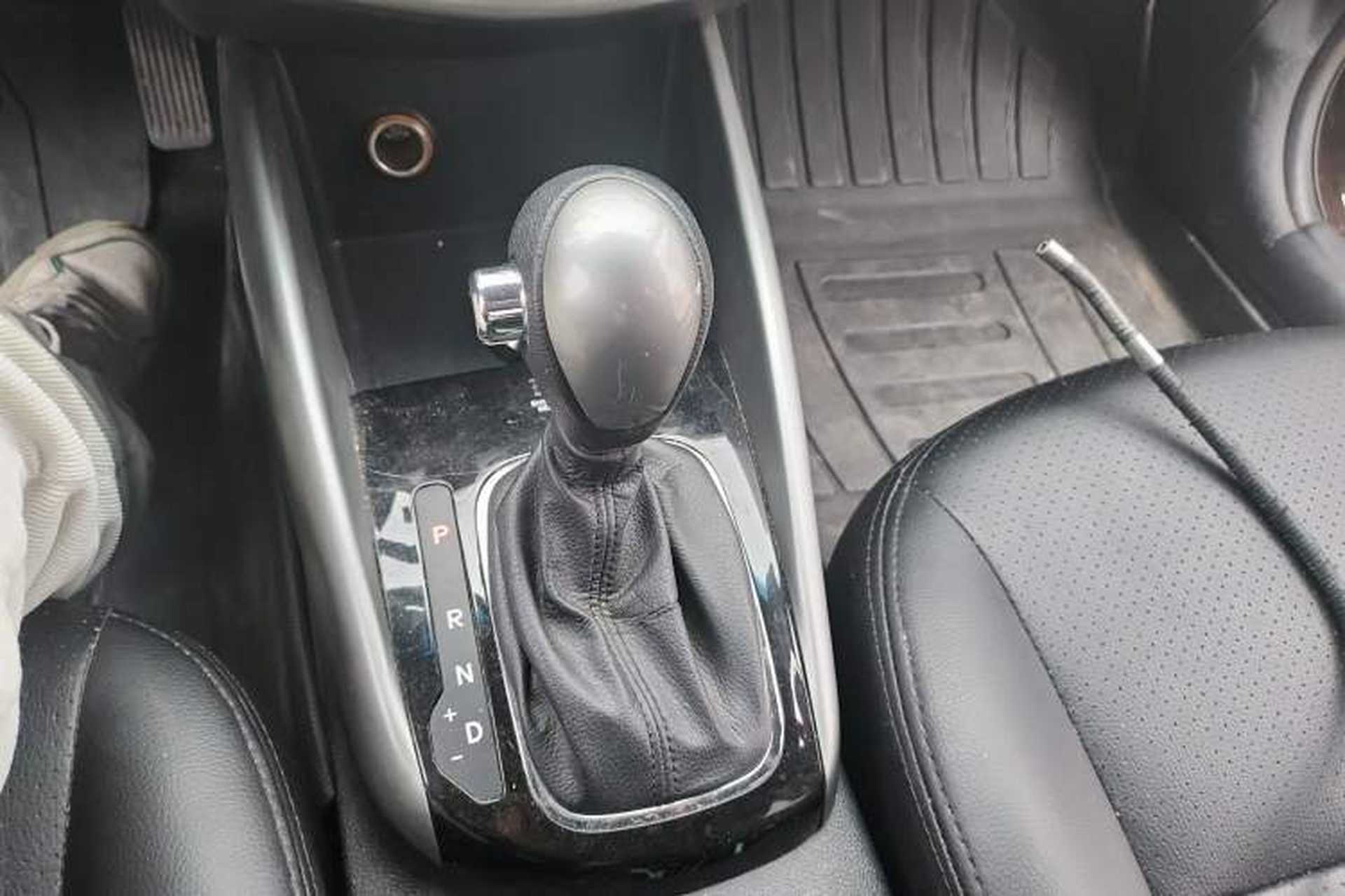Used Kia Forte 2014 1.6L AT GL Gear Lever