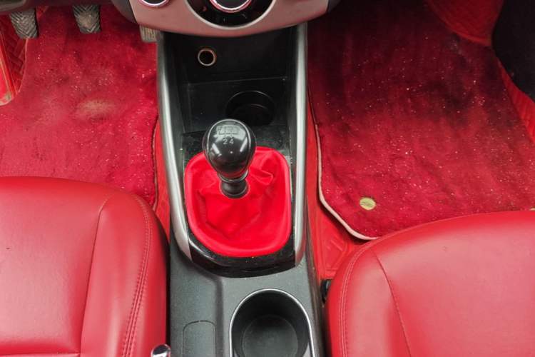 Used Kia Forte 2014 1.6L MT GLS Gear Lever