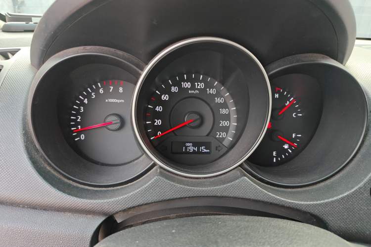 Used Kia Forte 2014 1.6L MT GL Instrument Cluster