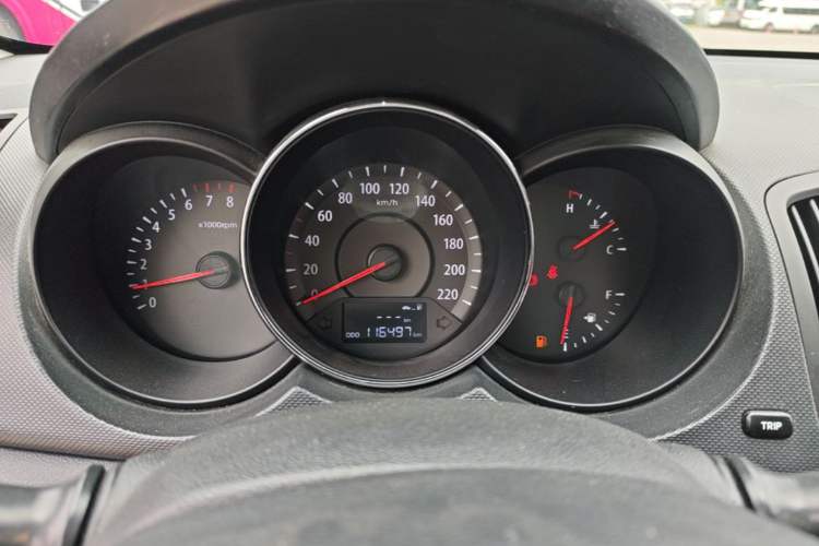 Used Kia Forte 2014 1.6L MT GLS Instrument Cluster