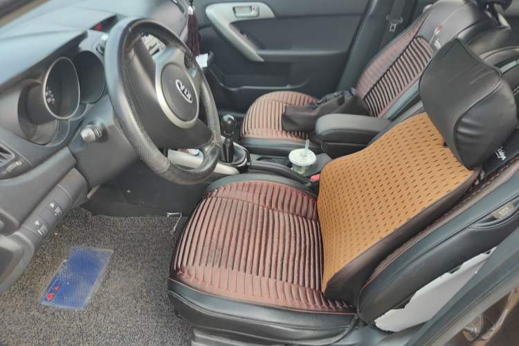 Used Kia Forte 2014 1.6L MT GL Left Front Seat