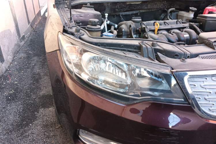 Used Kia Forte 2014 1.6L MT GL Right Front Headlight