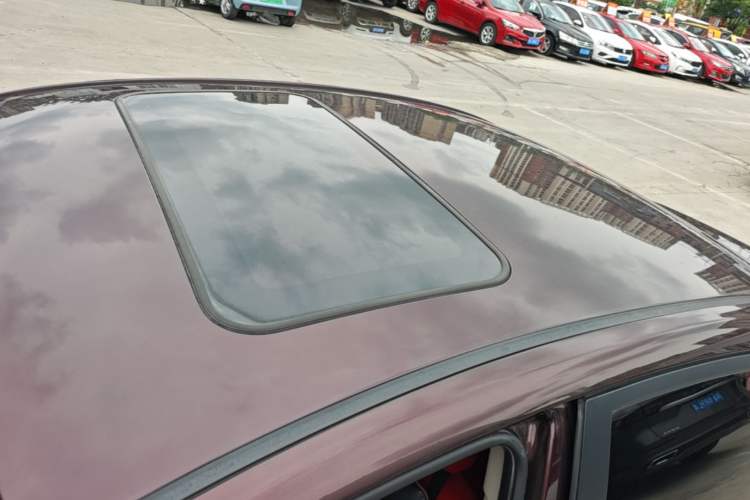 Used Kia Forte 2014 1.6L MT GLS Roof