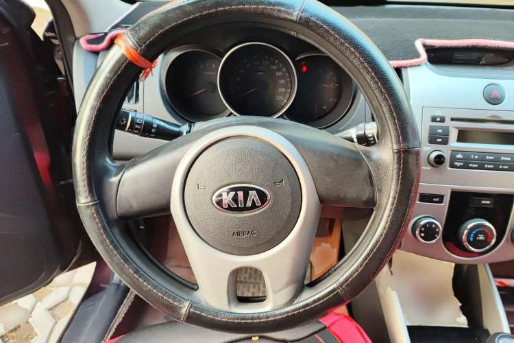 Used Kia Forte 2014 1.6L MT GL Steering Wheel