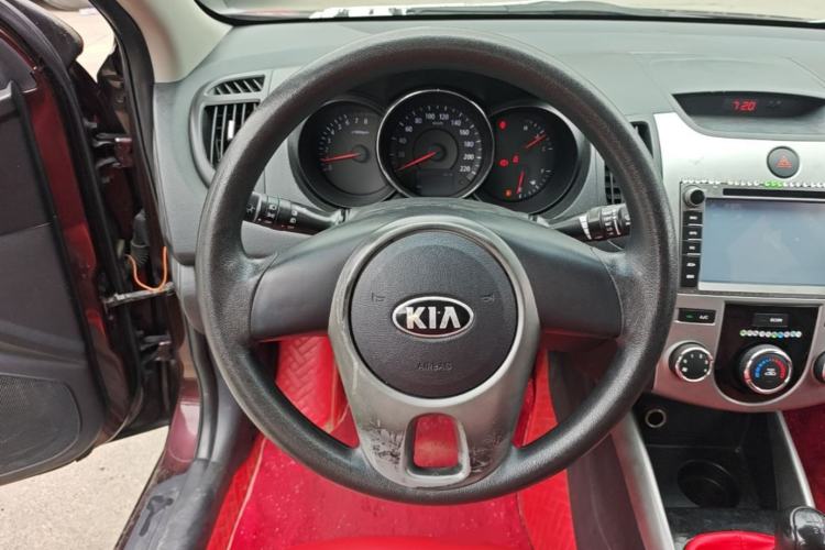 Used Kia Forte 2014 1.6L MT GLS Steering Wheel