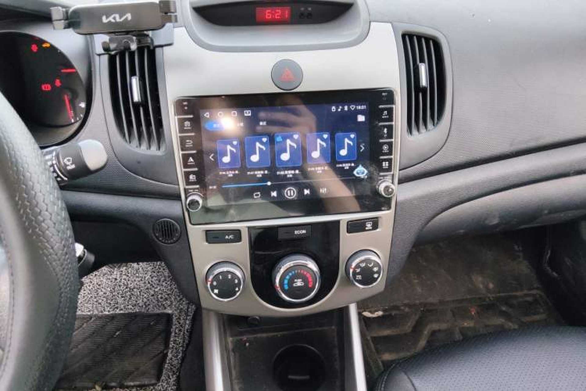 Used Kia Forte 2014 1.6L MT GL Audio And AC Panel