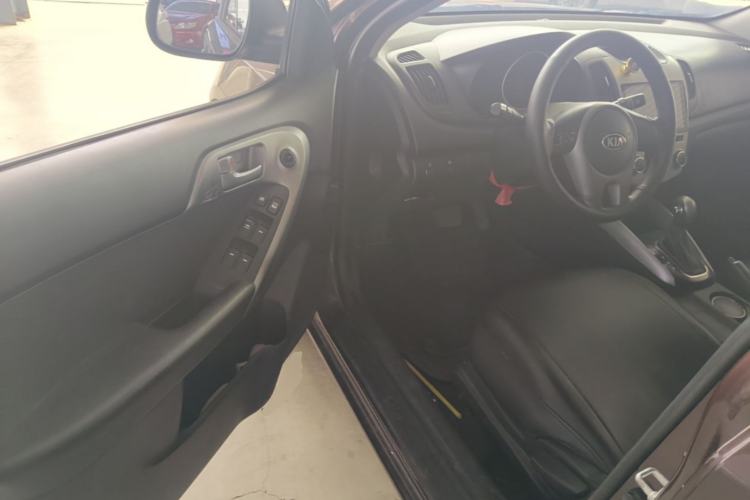 Used Kia Forte 2014 1.6L AT GL Driver Seat