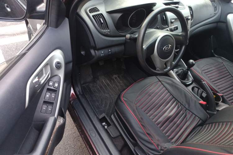 Used Kia Forte 2014 1.6L MT GL Driver Seat