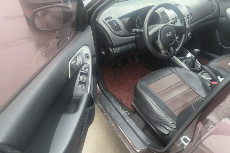Used Kia Forte 2014 1.6L MT GL Driver Seat
