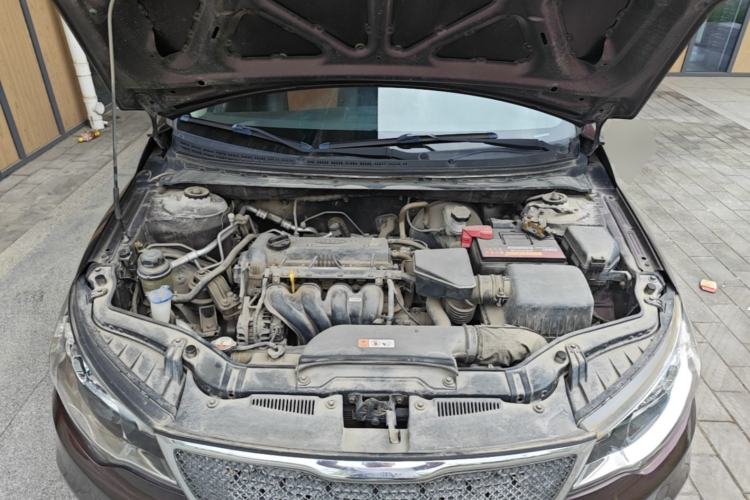 Used Kia Forte 2014 1.6L MT GL Engine Bay