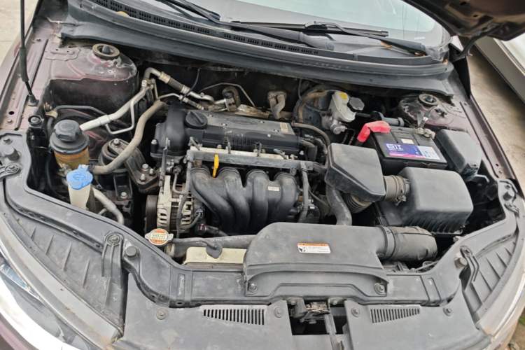 Used Kia Forte 2014 1.6L MT GL Engine Bay