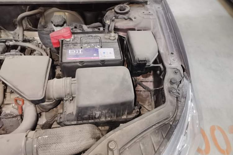 Used Kia Forte 2014 1.6L AT GL Engine Bay Left