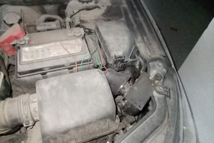 Used Kia Forte 2014 1.6L MT GL Engine Bay Left