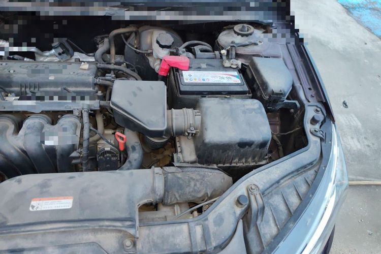Used Kia Forte 2014 1.6L AT GL Engine Bay Left
