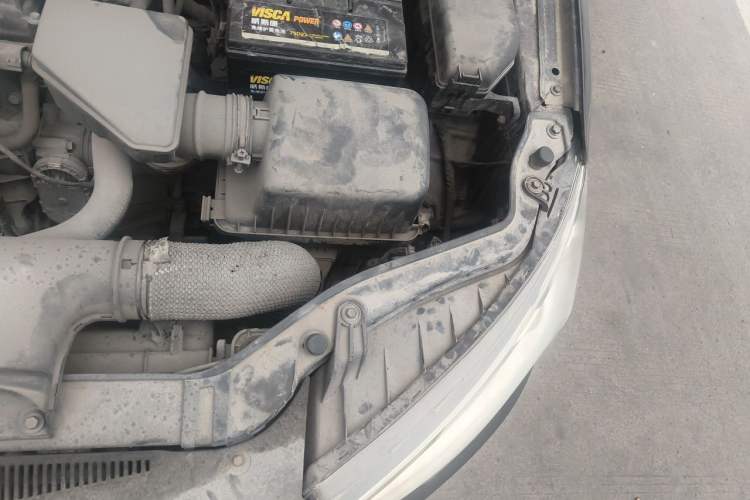 Used Kia Forte 2014 1.6L MT GL Engine Bay Left