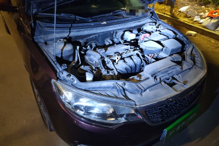 Used Kia Forte 2014 1.6L AT Premium Model Engine Bay Right
