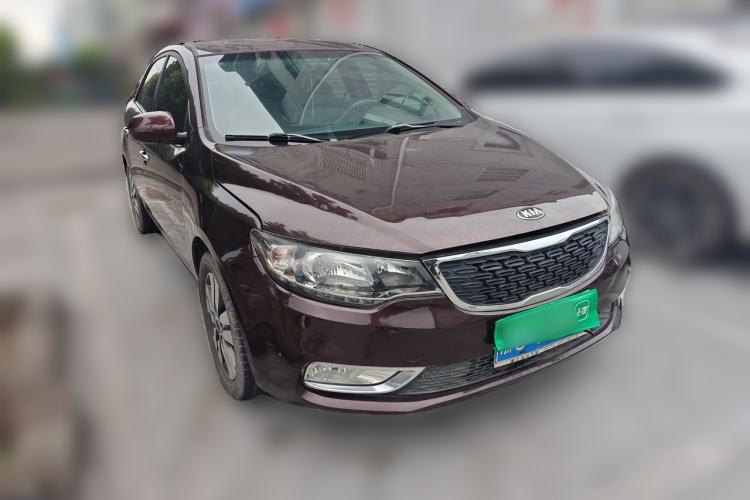 Used Kia Forte 2014 1.6L AT GLS Front Right 45 Deg