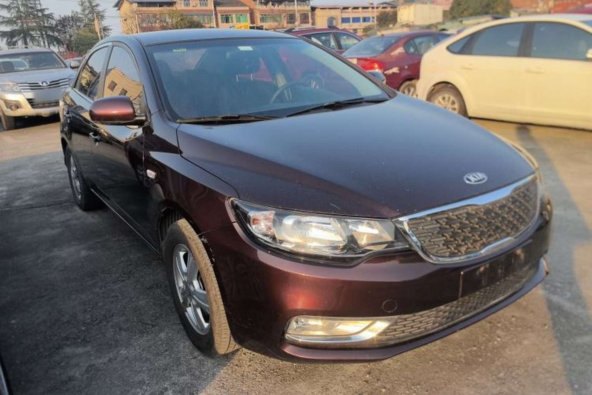 Used Kia Forte 2014 1.6L AT GL Front Right 45 Deg