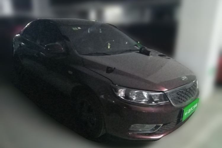 Used Kia Forte 2014 1.6L MT GL Front Right 45 Deg