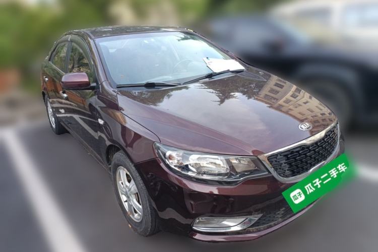 Used Kia Forte 2014 1.6L MT GL Front Right 45 Deg