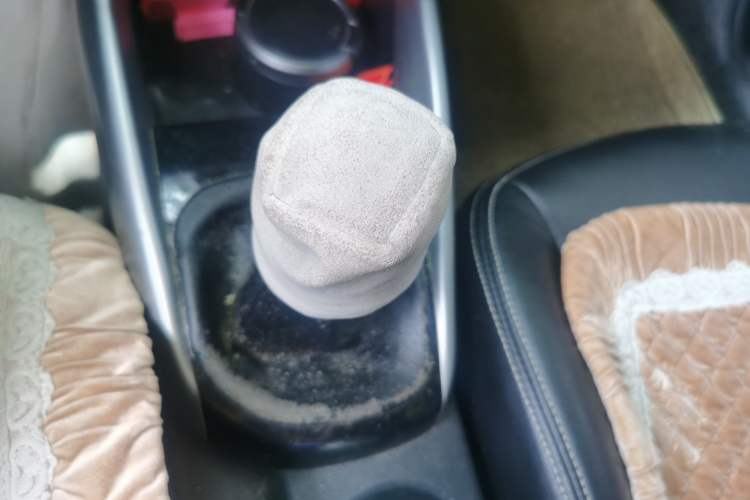 Used Kia Forte 2014 1.6L MT GL Gear Lever