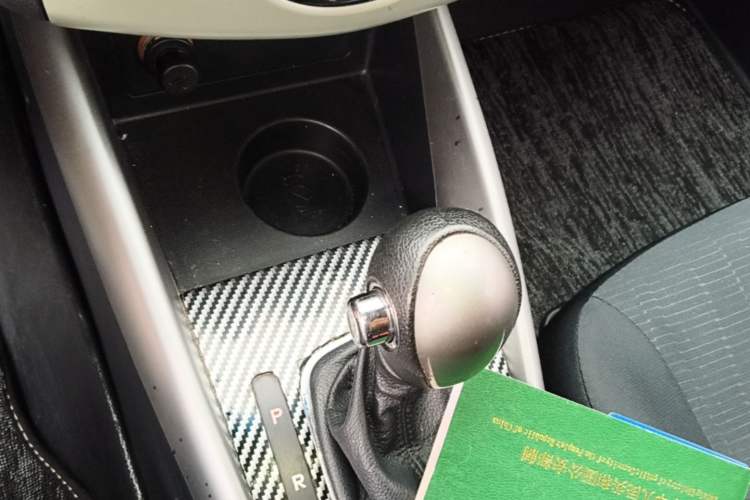 Used Kia Forte 2014 1.6L AT GL Gear Lever