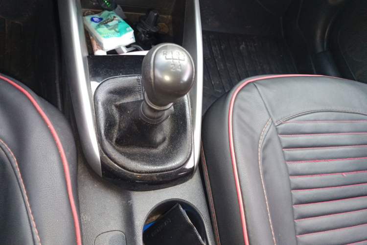 Used Kia Forte 2014 1.6L MT GL Gear Lever