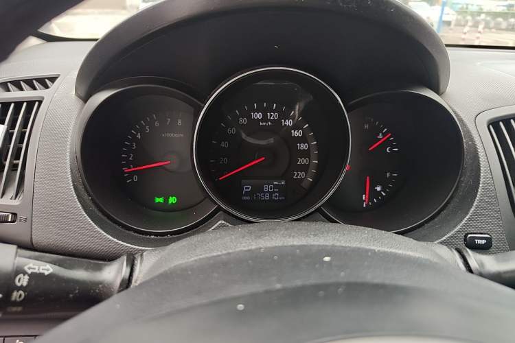 Used Kia Forte 2014 1.6L AT GLS Instrument Cluster