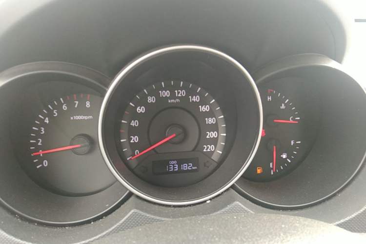 Used Kia Forte 2014 1.6L MT GL Instrument Cluster