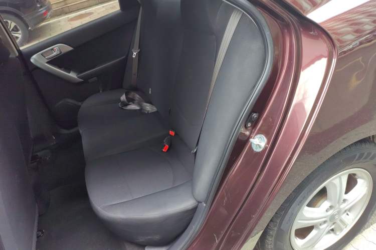 Used Kia Forte 2014 1.6L AT GL Interior 1