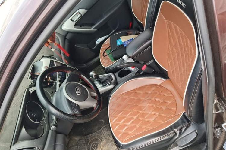 Used Kia Forte 2014 1.6L AT GL Left Front Seat