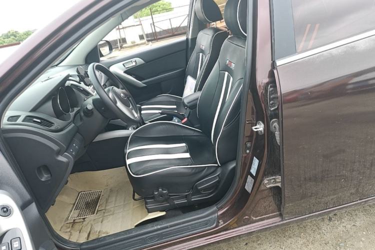 Used Kia Forte 2014 1.6L MT GLS Left Front Seat