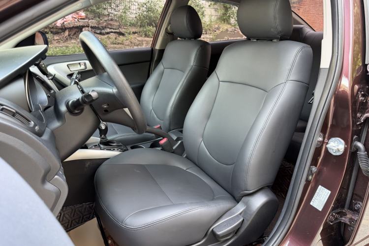 Used Kia Forte 2014 1.6L AT GL Left Front Seat