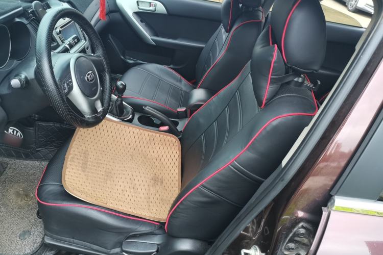 Used Kia Forte 2014 1.6L MT GL Left Front Seat