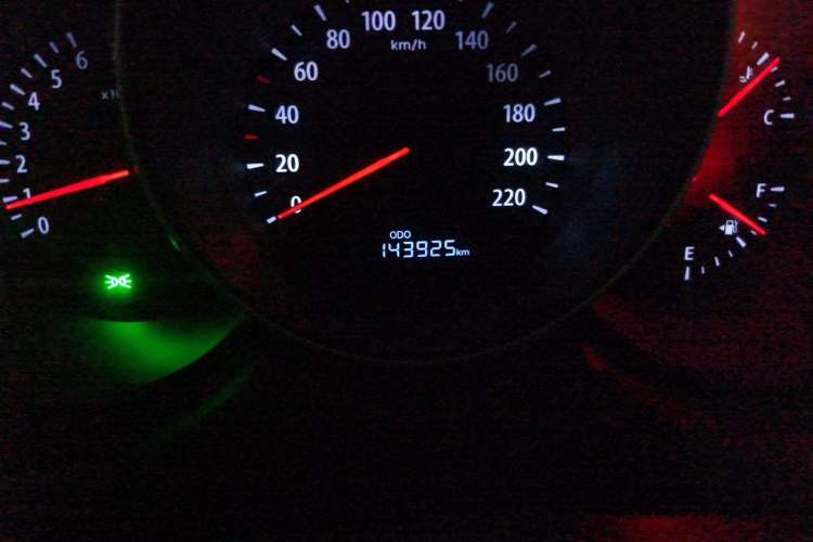 Used Kia Forte 2014 1.6L MT GL Odometer Close Up