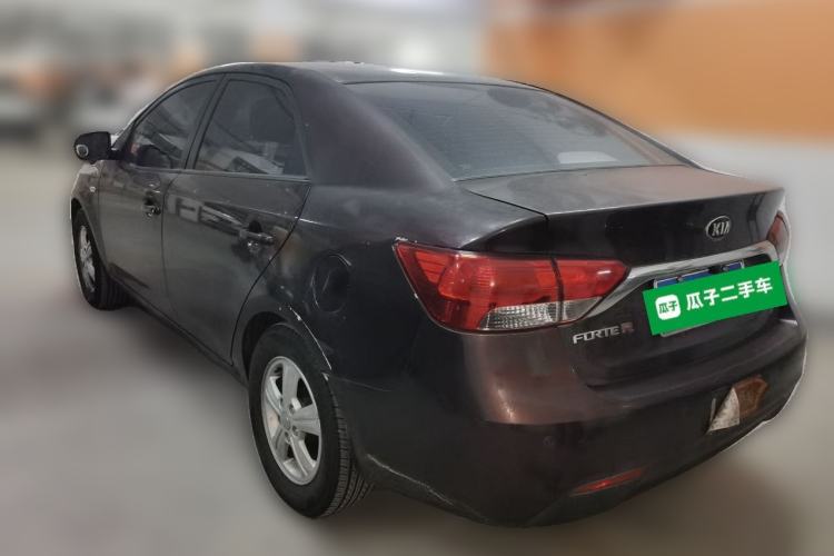 Used Kia Forte 2014 1.6L AT GL Rear Left 45 Deg