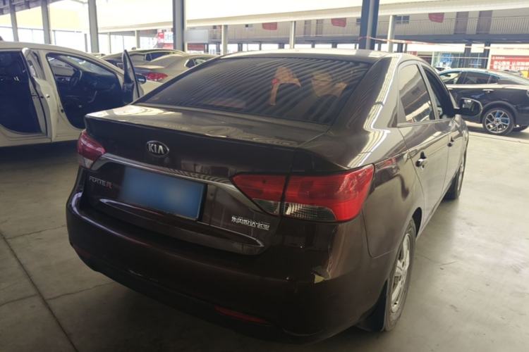 Used Kia Forte 2014 1.6L AT GL Rear Right 45 Deg