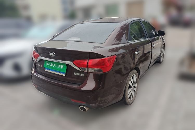Used Kia Forte 2014 1.6L AT GLS Rear Right 45 Deg