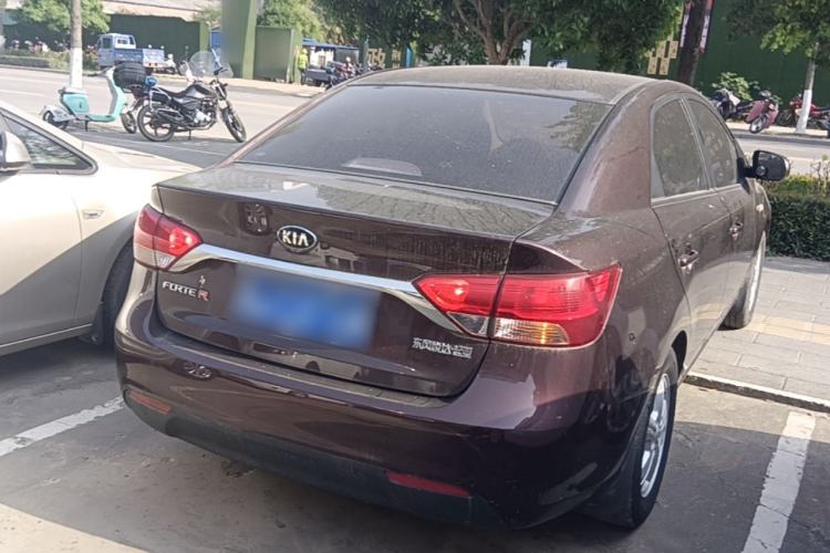 Used Kia Forte 2014 1.6L MT GL Rear Right 45 Deg