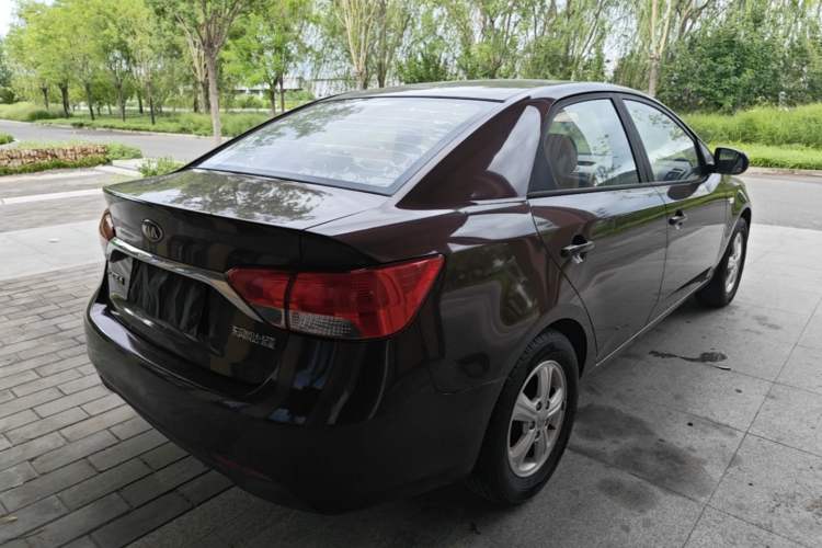 Used Kia Forte 2014 1.6L MT GL Rear Right 45 Deg
