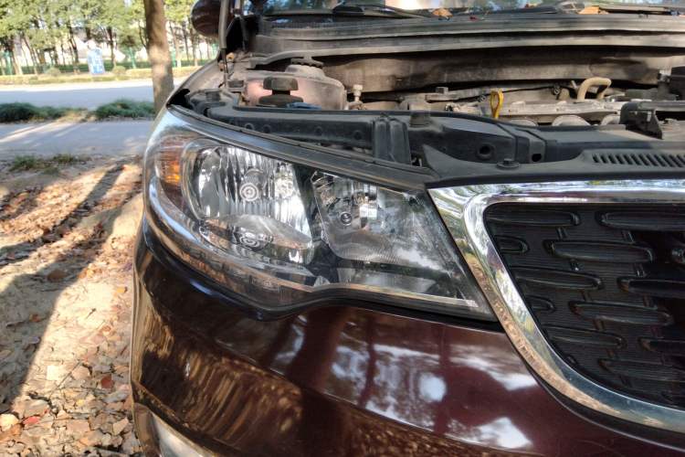 Used Kia Forte 2014 1.6L MT GLS Right Front Headlight