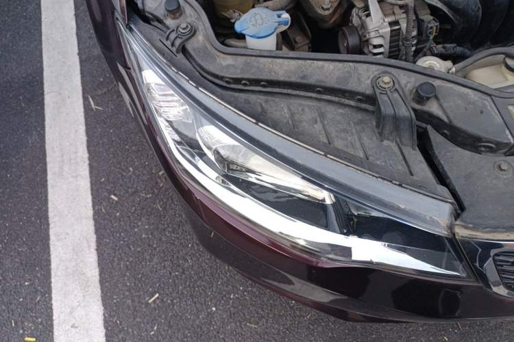 Used Kia Forte 2014 1.6L MT GL Right Front Headlight