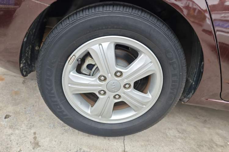Used Kia Forte 2014 1.6L MT GL Right Rear Wheel Hub