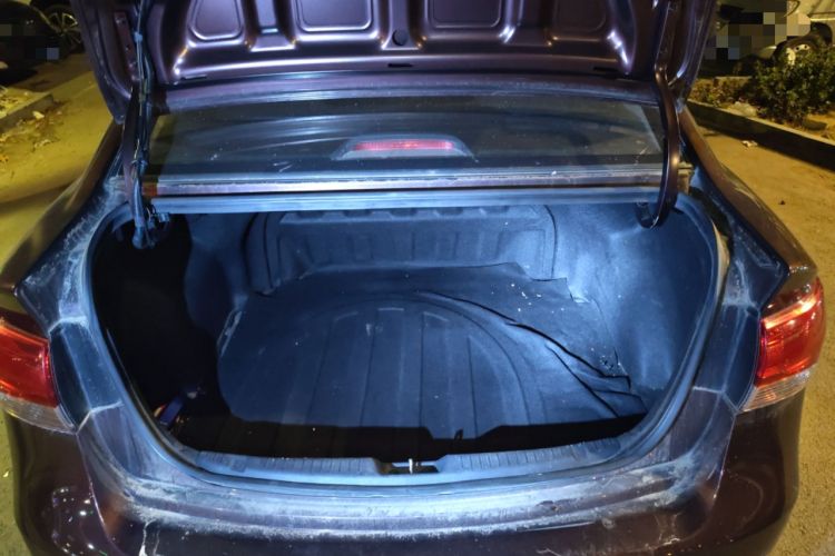 Used Kia Forte 2014 1.6L AT Premium Model Trunk